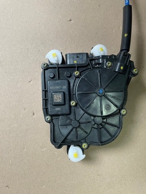 Доводчик дверь левый перед bmw 7 g70 soft close фото №1