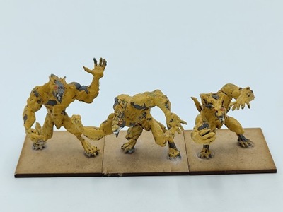 Warhammer Wargaming Kings of War Undead Werewolves zestaw 3 figurki