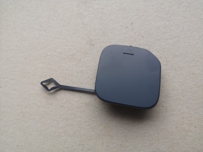 Заглушка фаркоп бампера задня bmw 1 f40 nowa oryg. фото №1