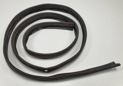 Прокладка дверь левый перед dół aston martin rapide фото №1