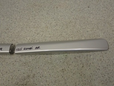 Toyota avensis t25 03- заглушка накладка рейлинг фото №1