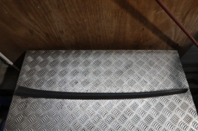 Молдинг стекло лобовое левая astra j iv 13280301 фото №1