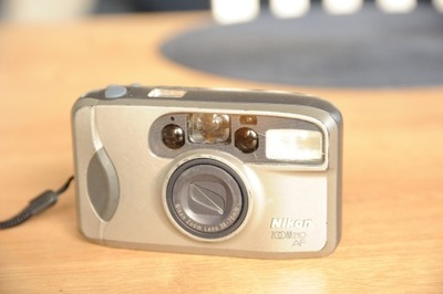 Nikon Zoom 210AF- sprawny