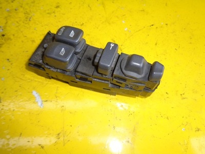 Volvo v40 перемикач вікон фото №1