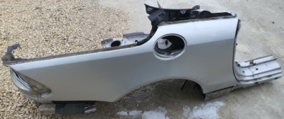 Чверть крила правий задня 744 mercedes sl r230 фото №1