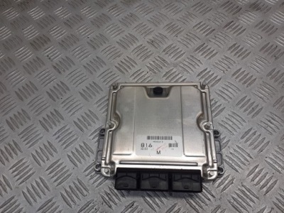 Бортовой компьютер двигателя блок управления space star mr993816 фото №1