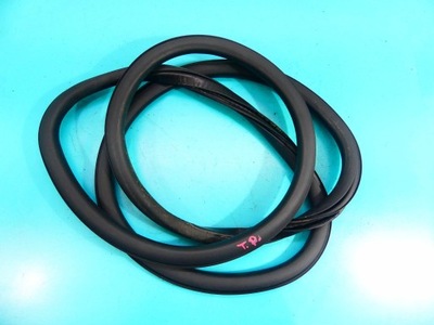 Прокладка двері задня права jeep renegade 14- фото №1