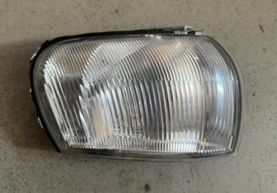 Габаритный огонь правая subaru impreza gt 1999 фото №1