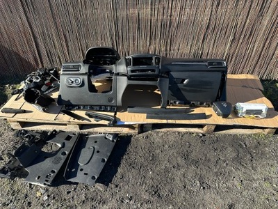 Приборная панель ремни приборная панель подушка безопасности подушка maserati levante 2017 m161 фото №1