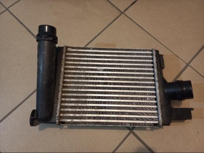 Радіатор інтеркулер renault clio duster captur фото №1