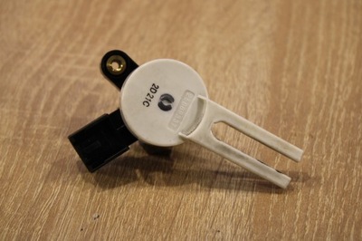 Датчик положение педали тормоза opel cascada insignia a фото №1