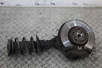 Поворотный кулак амортизационная стойка правый перед c-klasa w204 lift фото №1