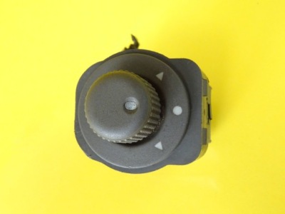 Перемикач регулювання дзеркал alfa romeo 156 nr558 фото №1