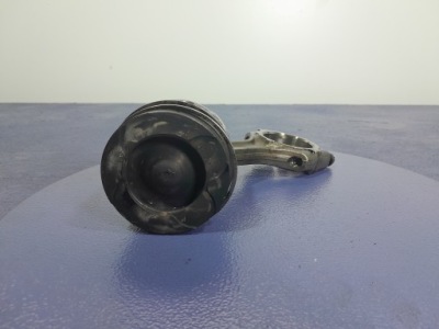 Lexus is ii 2.2 d-cat 2adfhv 177 km поршень шатун фото №1