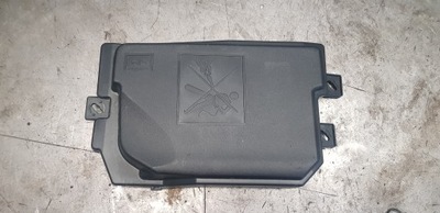 Кришка захист запобіжників 284b87246r renault clio v 5 21r фото №1