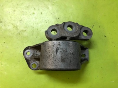 Кронштейн подушка двигателя fiat punto evo 137090cvtt фото №1