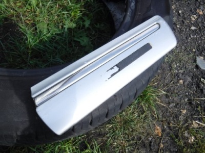 Молдинг крыла правый перед mercedes e w210 фото №1