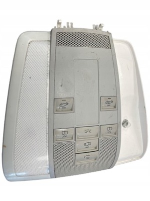 Mercedes w204 лампа стельовий a2048208501 фото №1