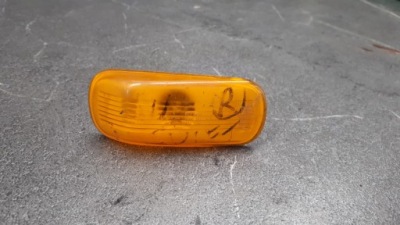 Поворотник боковий saab 9000 95r фото №1