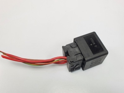 Реле насоса abs mercedes w140 0015426519 фото №1