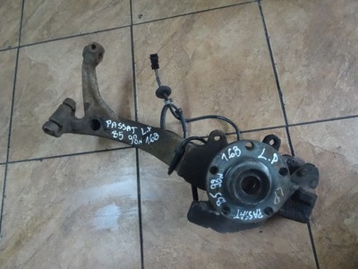 Passat b5 1.6b 98' поворотний кулак лівий перед фото №1