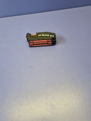 Штекер насоса abs mercedes a2044313912 фото №1