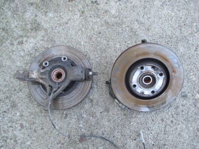 Citroen c4 picasso 06-13 поворотный кулак ступица перед фото №1