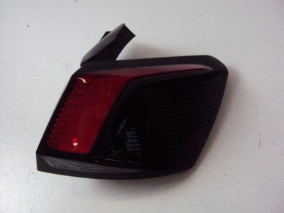 Лампа правый задняя peugeot 3008 ii 2016- фото №1