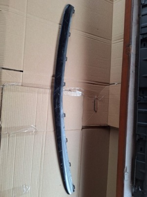 Молдинг бампера перед mercedes a-klasa w177 amg фото №1