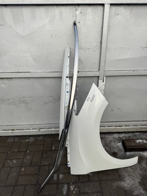 Крила перед правий citroen ds5 + молдинг хром фото №1