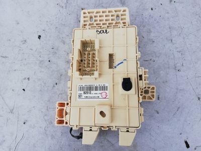 Коробка запобіжників kia soul ii 15-19 фото №1