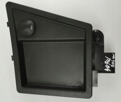 Полка разъём 12v peugeot 307 cc 9648977177 фото №1