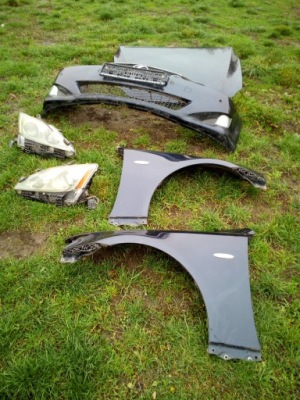 Lexus is220 06-09 крила правий 1g0 фото №1