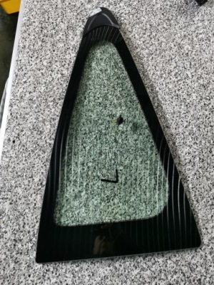 Aygo ii c1 peugeot 108 стекло левая кузовная 3 дверь rok 2018 europa-! фото №1