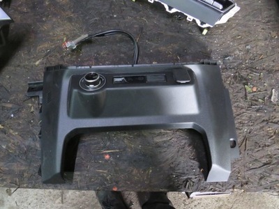 Панель перемикач isuzu d-max 2021 фото №1