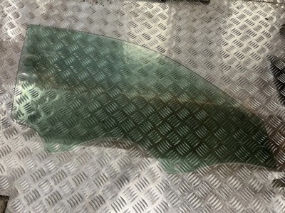 Стекло дверь перед правая audi q2 ga 16- 81a845202 2019r фото №1