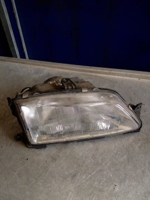 Peugeot 306 - лампа перед права фото №1