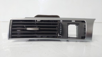 Audi a6 c6 решётка обдув левая eu 4f1820901c фото №1