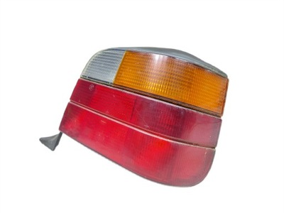 Лампа права задня вкладиш bmw e36 sedan фото №1