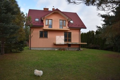 Dom, Trepcza, Sanok (gm.), 250 m²
