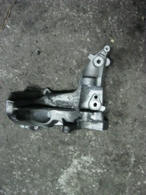 Кронштейн генератора c4 picasso 1.6 hdi фото №1