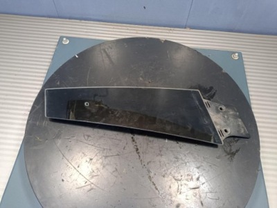 Tesla model s молдинг стойка левая камера 1092306-00-e 1069104-00-d фото №1