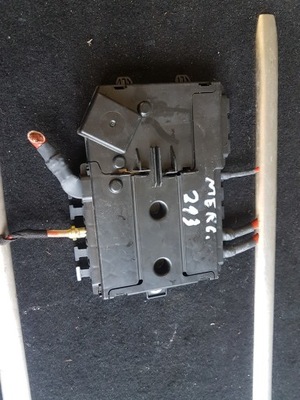 Mercedes w213 коробка предохранителей фото №1