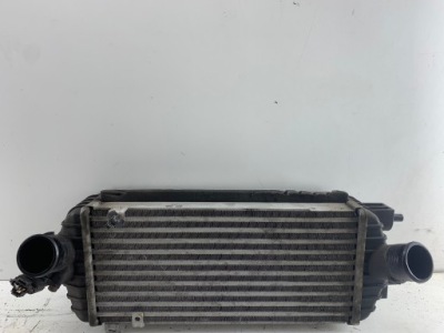Hyundai i40 1.7 crdi радіатор інтеркулер фото №1