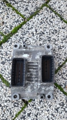 Блок управления двигателя 1039s00103 фото №1