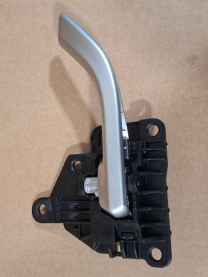 Hyundai i30 iii ручка внутрішня двері ліва задня 82613-g4000 фото №1