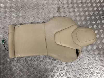 Пластик сидіння tesla model x 106812300b фото №1