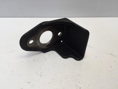 Lexus ux 250h кронштейн кронштейн насоса уприскування фото №1