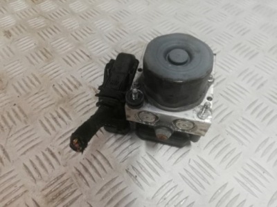 Opel corsa e насос abs тормозная 39011871 фото №1