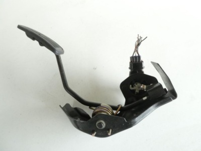 Педаль газа toyota corolla verso e12 7811135030 фото №1